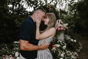 Why Taylor Swift and Travis Kelce Just Banned Wedding Gifts for Their NYC Ceremony