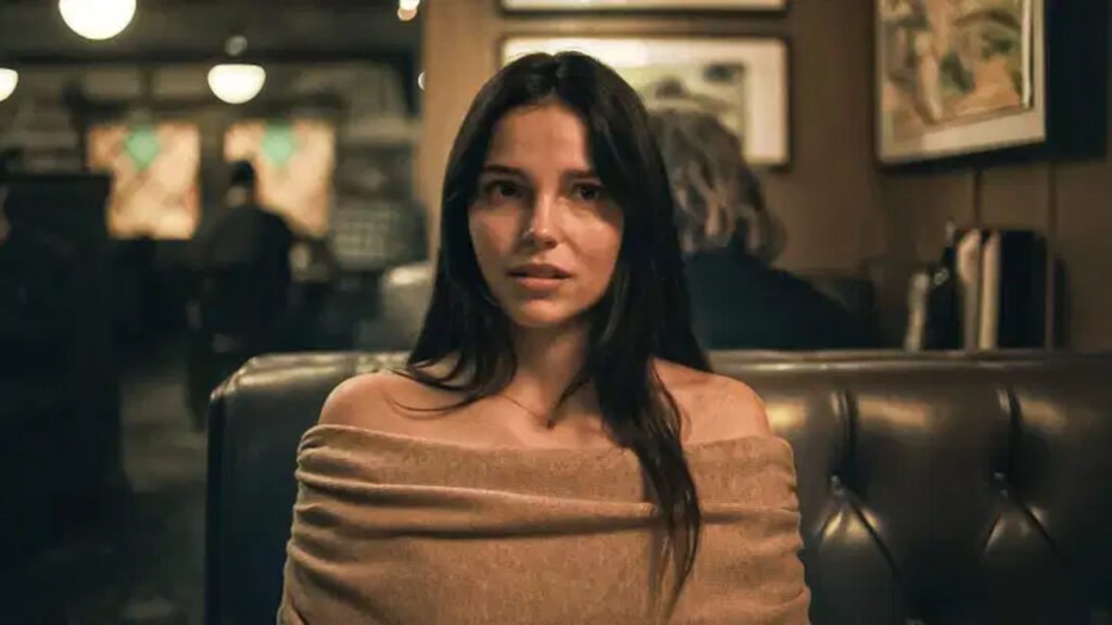 Inde Navarrette as Nikki from Obsession.