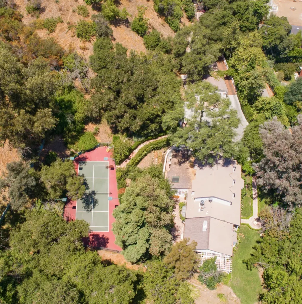 Taylor Swift's former residence in Beverly Hills