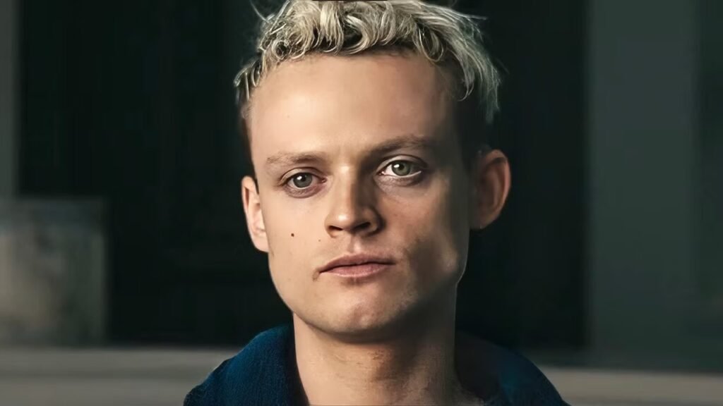 Anson Boon as Eddie in MobLand season 2