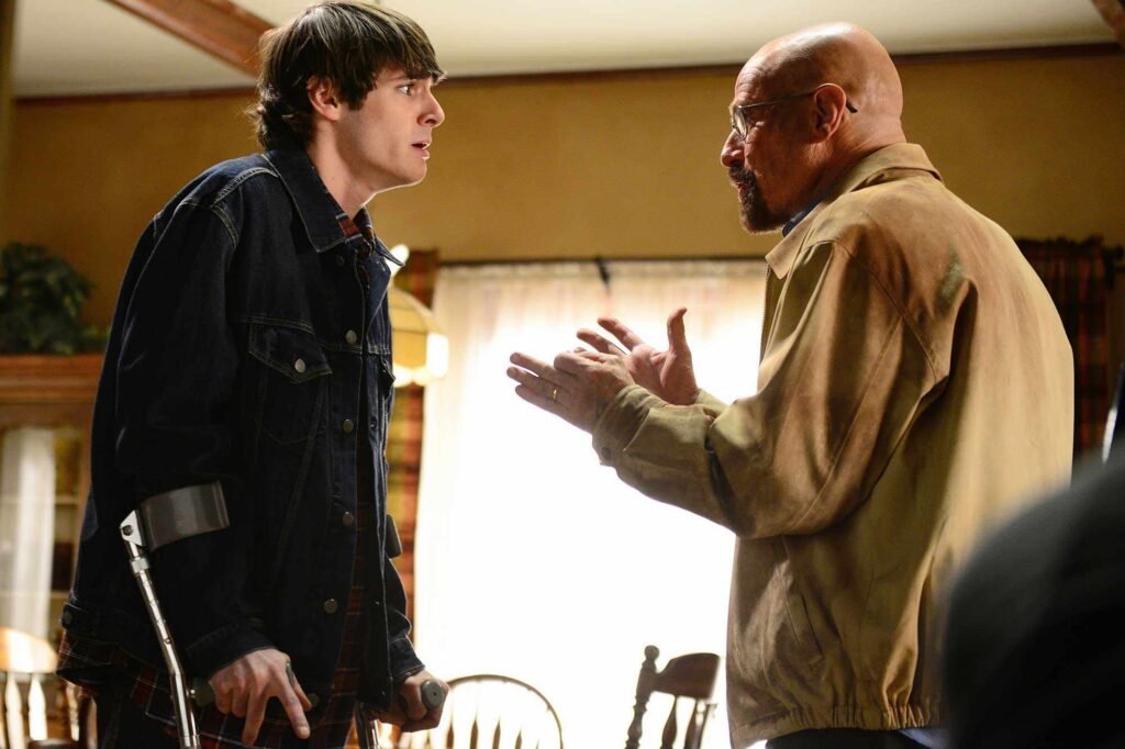 Bryan Cranston as Walter White and RJ Mitte as Walter White Jr. in Breaking Bad