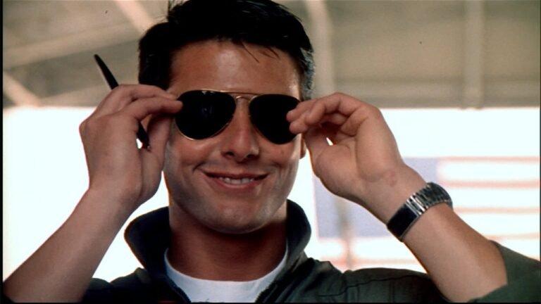 Tom Cruise ‘Puked Guts Out’ During First Top Gun Fighter Jet Flight