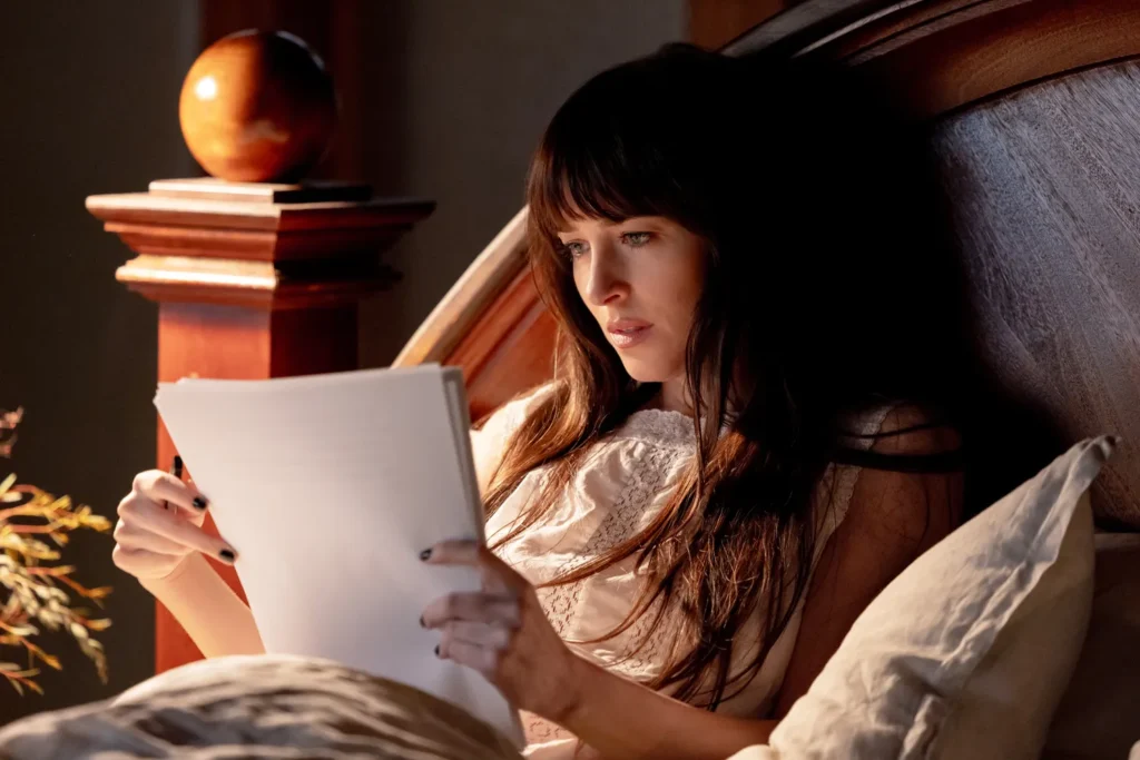 Dakota Johnson as Lowen Ashleigh in Verity
